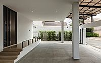 019-chok-chai-4-house-is-a-family-oriented-inside-view-design-house-in-bangkok.jpg