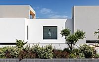 010-panorama-residence-facade-architecture-redesigns-existing-house-in-greece.jpg