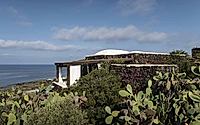 012-dammuso-renovation-nature-and-architecture-harmonize-at-warm-sicilian-retreat.jpg