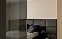 013-casa-ronga-transforms-penthouse-living-in-naples.jpg