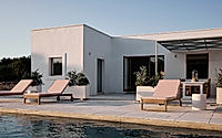 014-villa-solea-escape-to-this-serene-seaside-oasis-in-ostuni.jpg