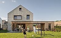 001-houten-huis-by-studio-space-architecten.jpg
