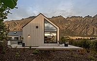 001-ridge-house-by-ben-hudson.jpg