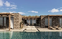 001-villa-in-tinos-by-kordas-architects.jpg
