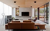 002-mahogany-house-by-r-architecture.jpg