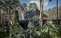 011-forest-house-a-calm-retreat-in-warsaw.jpg