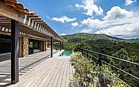 011-maison-to-anchors-a-mountain-to-sea-retreat-with-local-stone-in-corsica.jpg
