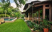 015-foothill-terrace-reborn-a-sensitive-remodel-in-austins-green-belt.jpg