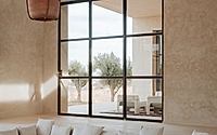 004-ddar-rammed-earth-and-wind-craft-a-climate-smart-home-in-essaouira.jpg