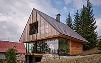 009-kohutka-cottage-low-energy-mountain-living.jpg