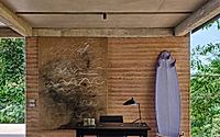 005-studio-house-rammed-earth-villa-open-to-pacific-breeze.jpg