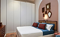 010-bollana-residence-color-rich-rooms-for-relaxed-coastal-living-in-italy.jpg