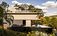 014-concrete-house-by-dayala-e-rafael-arquitetos-associados.jpg