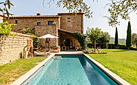 001-larco-restored-umbrian-farmhouse.jpg