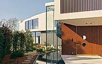 015-briarcrest-residence-by-heusch.jpg