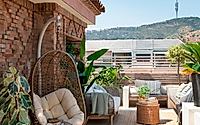 015-sarria-a-barcelona-penthouse-crafted-for-leisure.jpg