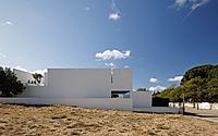 021-pcg-house-by-visioarq-arquitectos.jpg