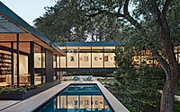 001-westview-residence-modern-courtyard-house-rooted-in-oak-woodland.jpg