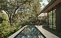 003-westview-residence-modern-courtyard-house-rooted-in-oak-woodland.jpg