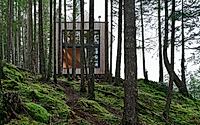 009-the-nest-prefab-off-grid-retreat.jpg
