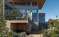 016-banool-house-modern-beach-shack-for-relaxed-australian-getaways.jpg