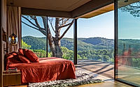 008-maison-se-hillside-house-immersed-in-light-and-provence-views.jpg