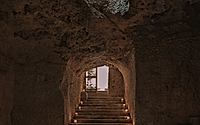 008-portal-62-reframes-a-hidden-cavern-house-in-merida.jpg