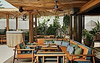 009-laku-beach-club-recasts-a-phuket-villa-as-a-lively-sea-bar-retreat.jpg