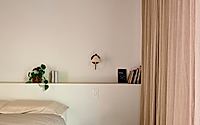 010-shoebox-chb-quiet-urban-renewal-soft-tones-tactile-rooms-in-montreal.jpg