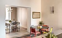 011-casa-in-via-buonarroti-historic-apartment-reframed-in-central-rome.jpg