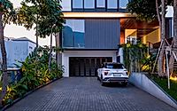 014-jh-house-tropical-living-in-a-four-level-home-in-indonesia.jpg