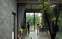 002-a-quiet-house-for-tropical-living.jpg