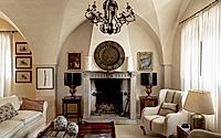 002-pirnello-farmhouse-reclaims-a-puglian-masseria-for-contemporary-life.jpg