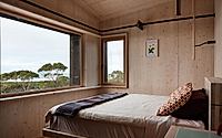 008-scamander-passivhaus-a-low-energy-coastal-retreat-on-tasman-coast.jpg