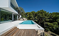 008-villa-vdsc-on-the-cliff-coastal-views-shape-a-spanish-retreat-home.jpg
