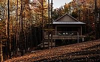 012-perchee-elevated-forest-house-embracing-quebecs-northern-light-fully.jpg