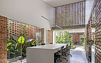 002-tropical-shed-by-troost-pessoa-architects.jpg