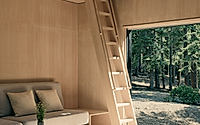 003-staggered-cabin-uses-shed-roofs-to-fit-a-steep-mountain-site.jpg