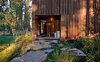 010-north-bank-road-exploring-barn-form-in-a-forest-house-setting.jpg