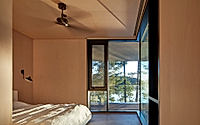 010-sagamore-north-cottage-by-akb-architects.jpg