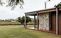 019-house-in-the-vines-by-james-allen-architect.jpg