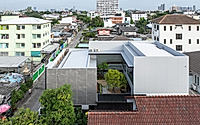 025-the-oasis-house-split-level-urban-courtyard-home-in-bangkok.jpg