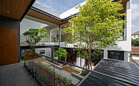 027-the-oasis-house-split-level-urban-courtyard-home-in-bangkok.jpg