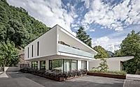 012-the-martinsbrunn-clinic-by-monovolume-architecture-design.jpg